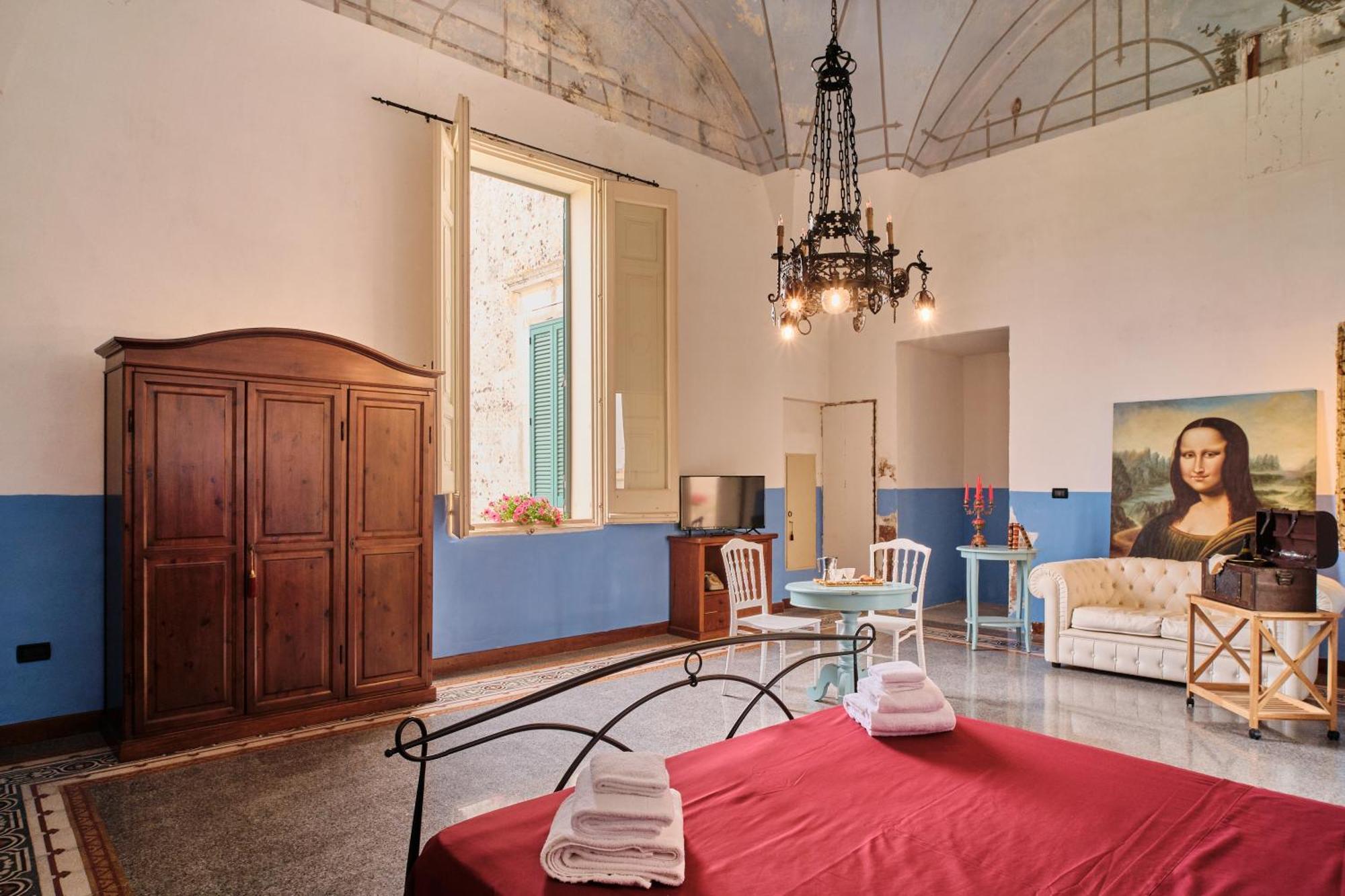 ホテル Palazzo Scarciglia ミネルヴィーノ・ディ・レッチェ エクステリア 写真